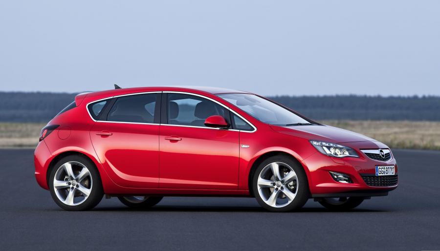  Opel Astra 5-Door 2009 года  (фото 74 из 170)
